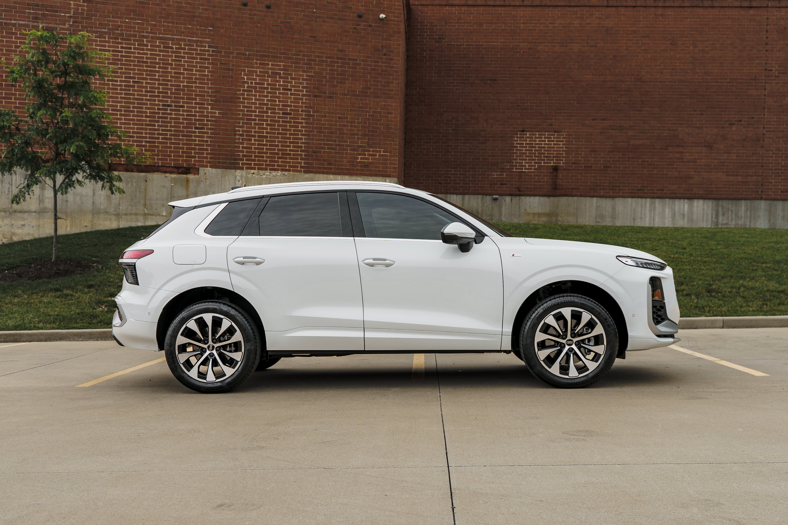 Certified 2026 Audi Q3 quattro 2.0T AWD/4WD image 3