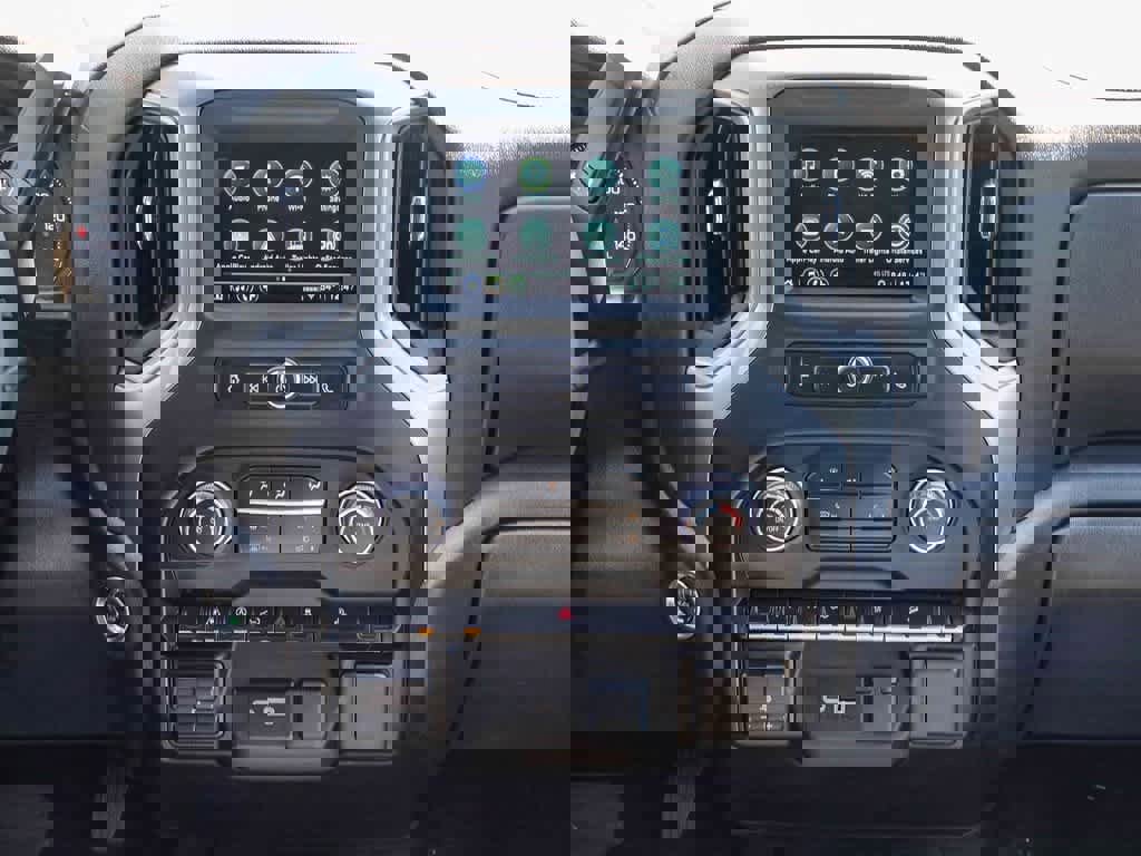 Used 2025 Chevrolet Silverado 1500 Custom Trail Boss w/ Dark Appearance Package image 12