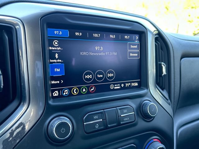 Used 2022 Chevrolet Silverado 2500 LTZ w/ LTZ Convenience Package AWD/4WD image 13