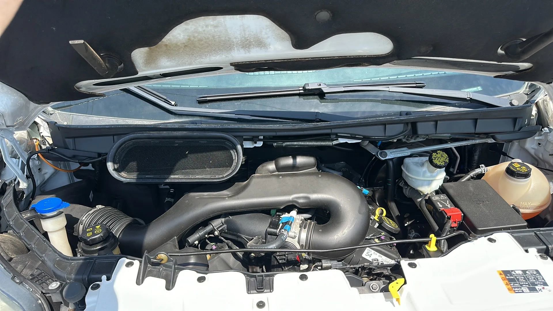 Used 2016 Ford Transit 350 XL image 8