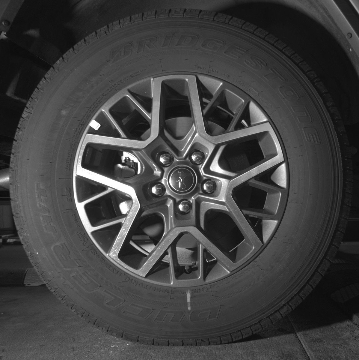 Used 2025 Jeep Wrangler Sahara AWD/4WD image 15