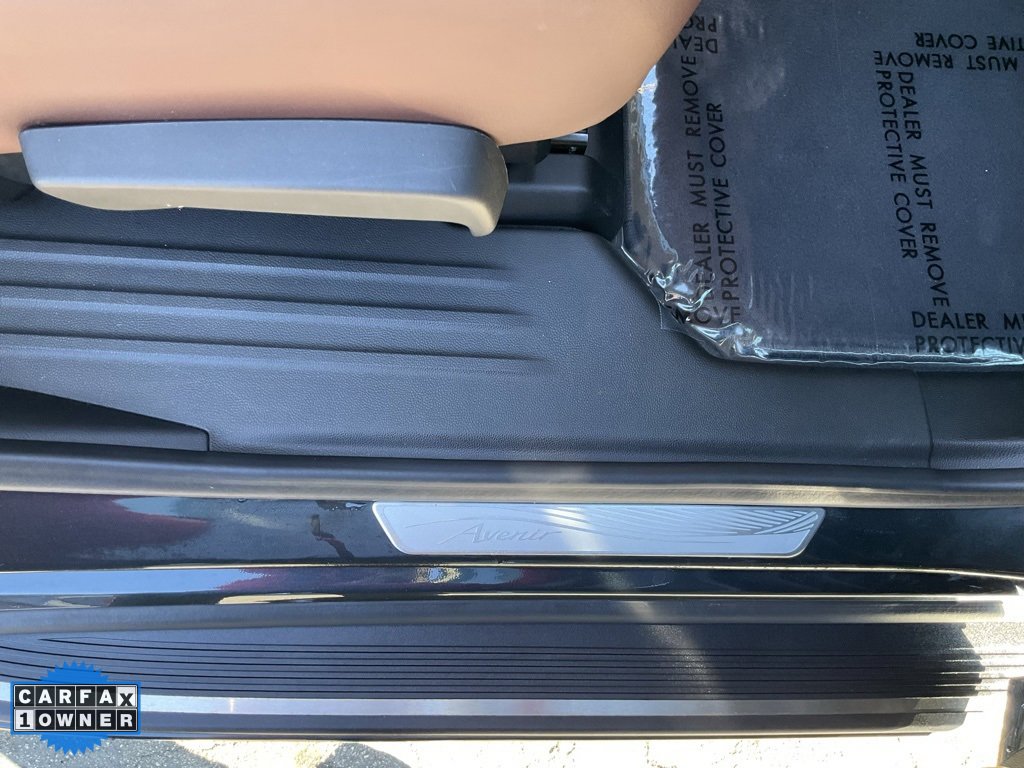 Used 2020 Buick Enclave Avenir w/ Avenir Technology Package image 57