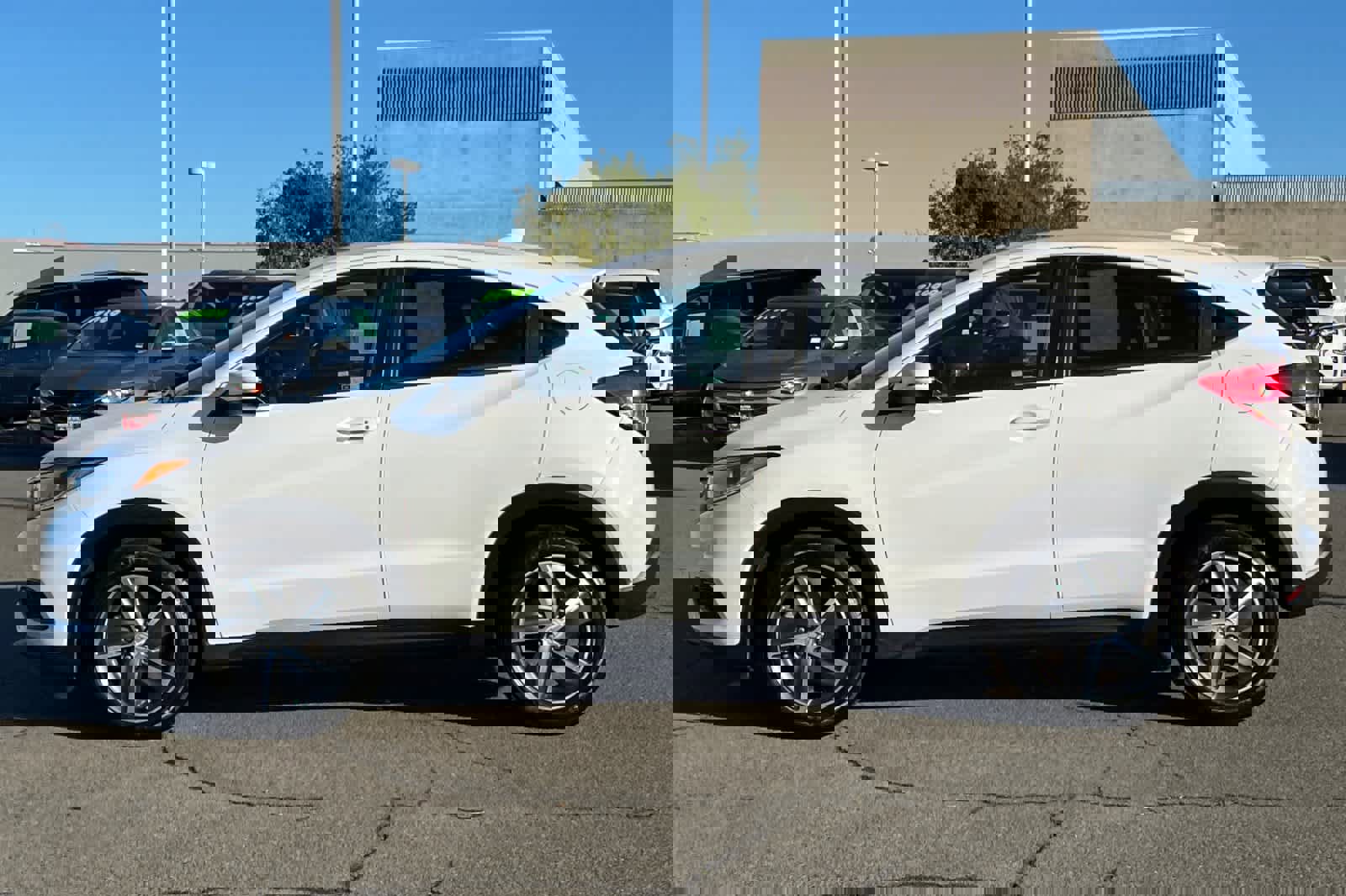 Used 2021 Honda HR-V EX image 9