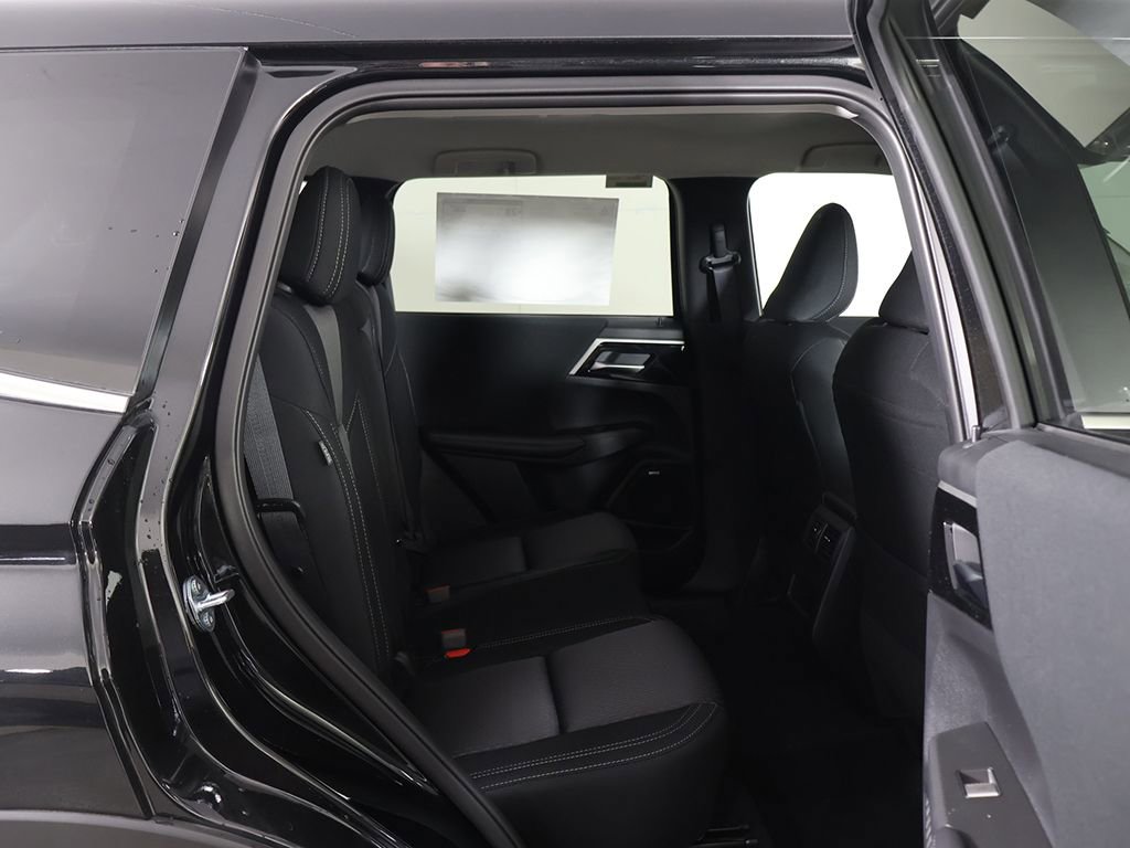 New 2026 Mitsubishi Outlander ES FWD image 30