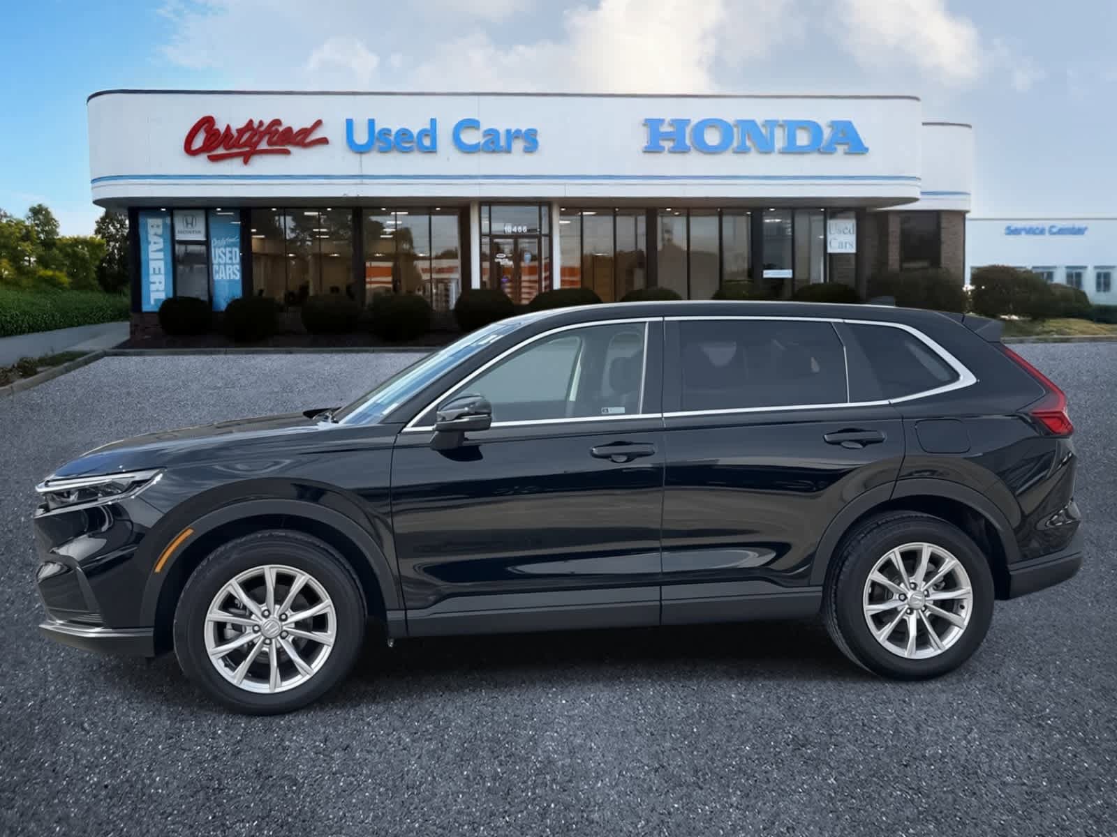 Used 2024 Honda CR-V EX image 2