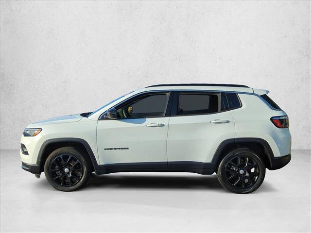 Used 2023 Jeep Compass Latitude AWD/4WD image 9