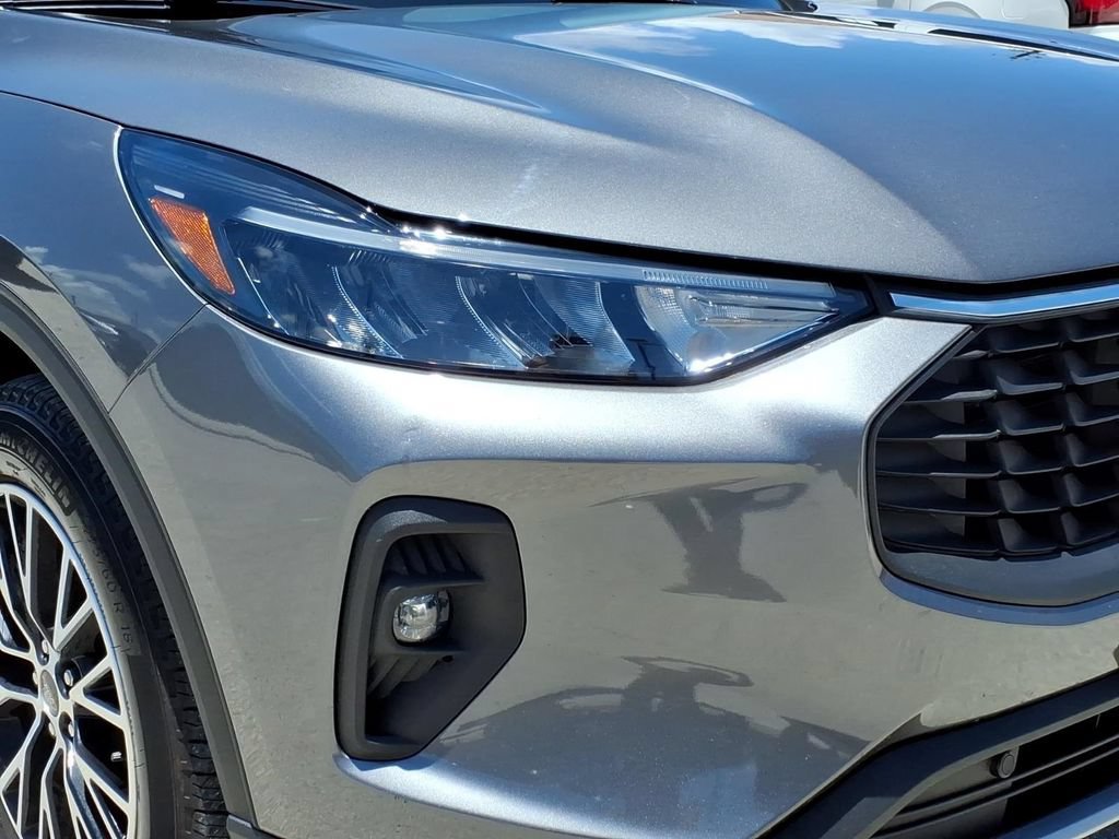 Used 2024 Ford Escape SE FWD image 9