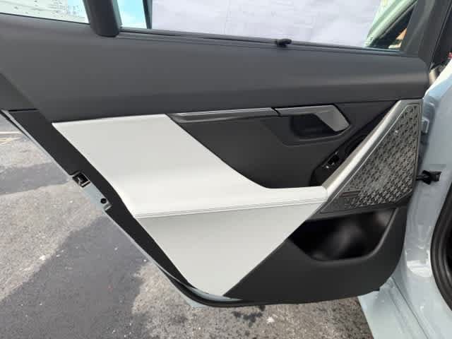 New 2026 BMW M5 w/ Carbon Package AWD/4WD image 25
