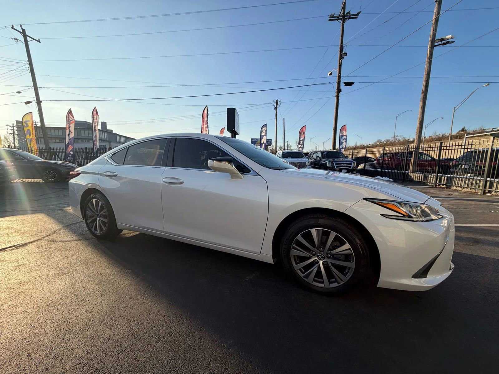 Used 2021 Lexus ES 350 w/ Premium Package image 11