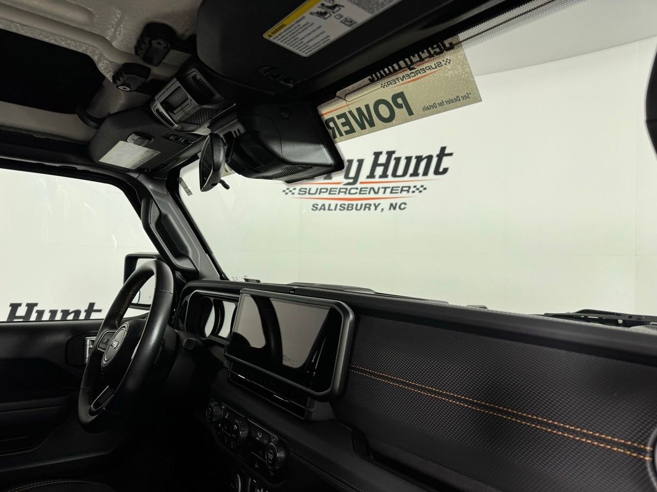 Used 2024 Jeep Gladiator Mojave image 31