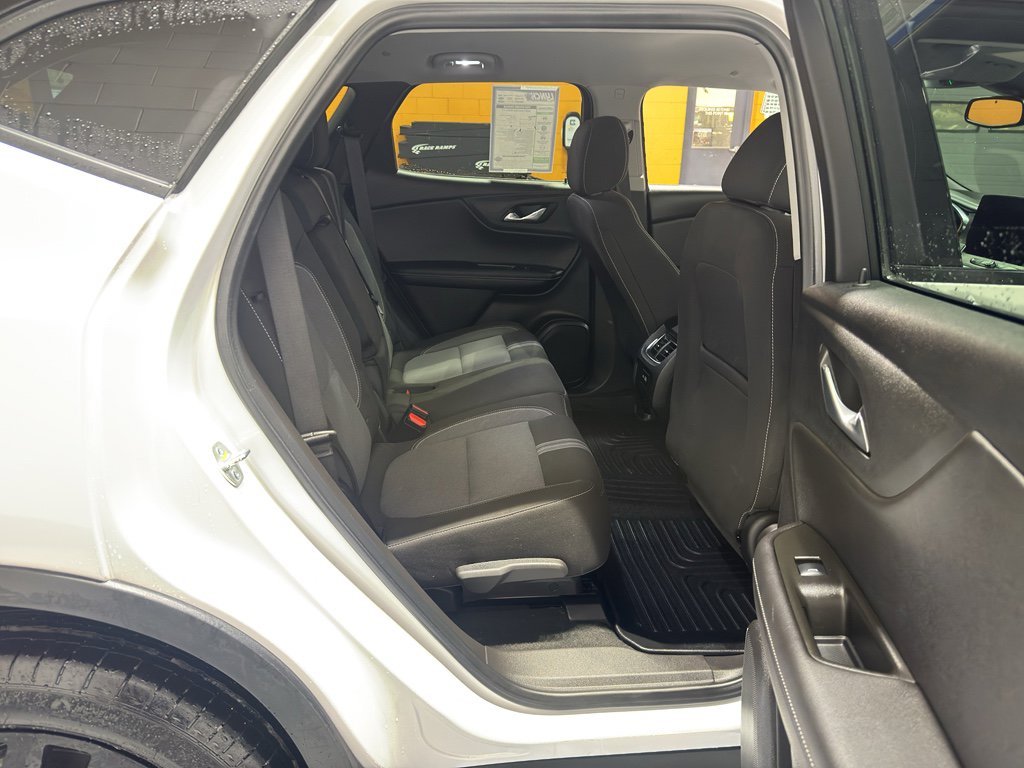 Used 2025 Chevrolet Blazer LT w/ Redline Edition image 19