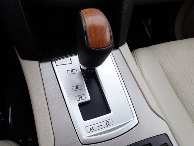 Used 2014 Subaru Outback 3.6R Limited w/ Moonroof Package image 18