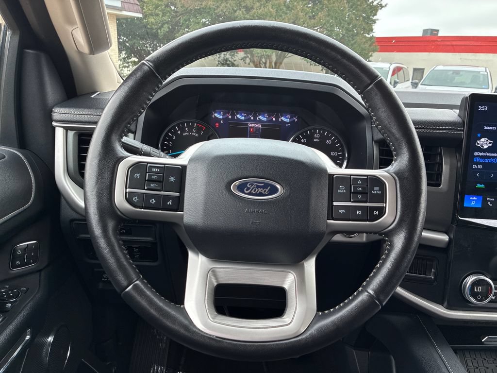 Used 2024 Ford Expedition XLT AWD/4WD image 15