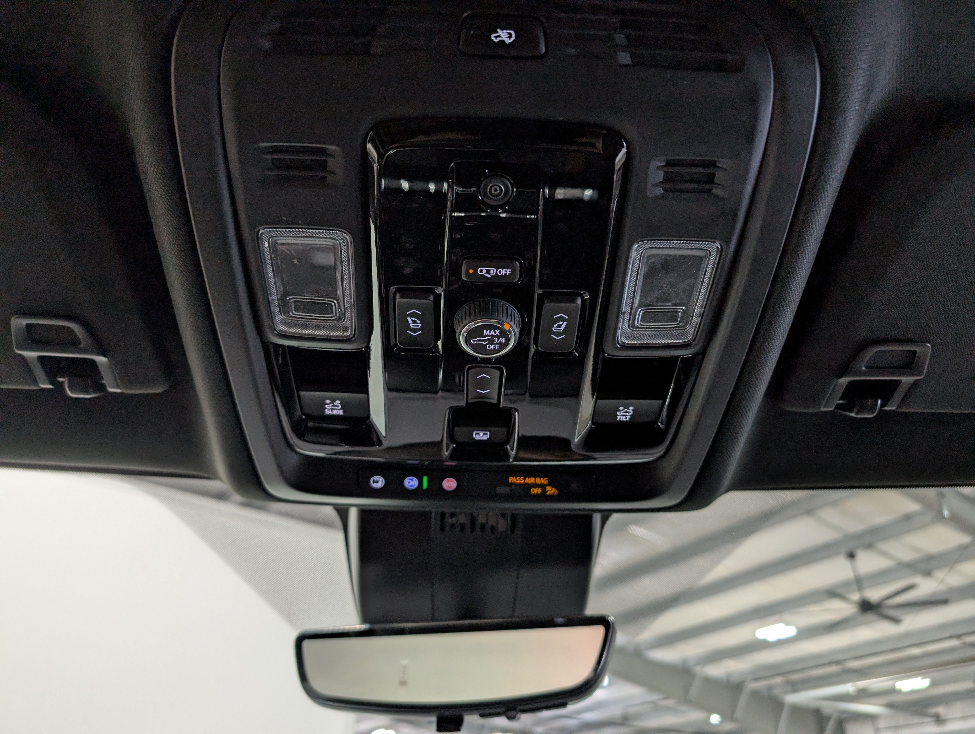 Used 2026 GMC Yukon Denali w/ Advanced Technology Package AWD/4WD image 27