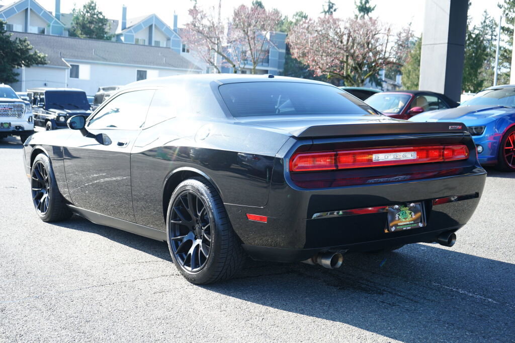 Used 2009 Dodge Challenger SRT8 w/ SRT Option Group II image 3