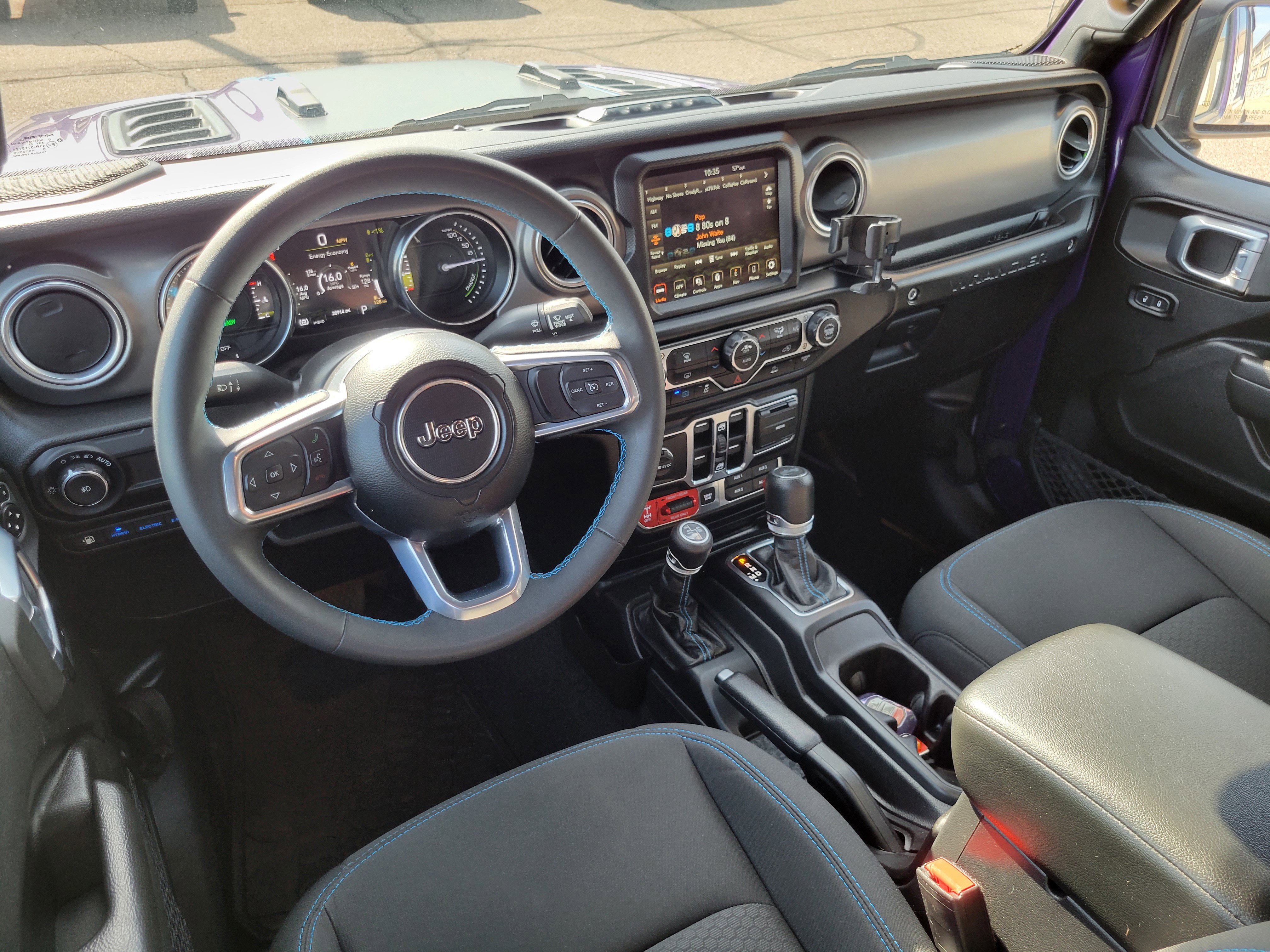 Used 2023 Jeep Wrangler Unlimited Rubicon 4xe AWD/4WD image 19