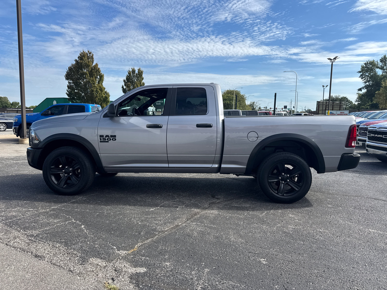 Used 2022 RAM 1500 Warlock AWD/4WD image 3