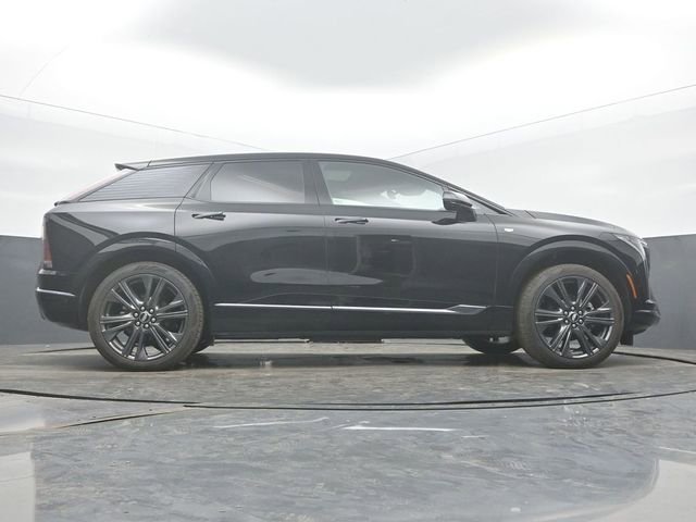 New 2026 Cadillac Optiq Sport 2 w/ LPO, Floor Liner Package image 52