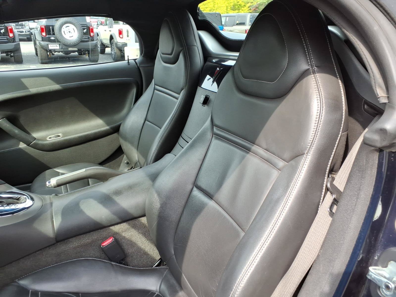 Used 2007 Pontiac Solstice Convertible w/ Premium Package RWD image 16