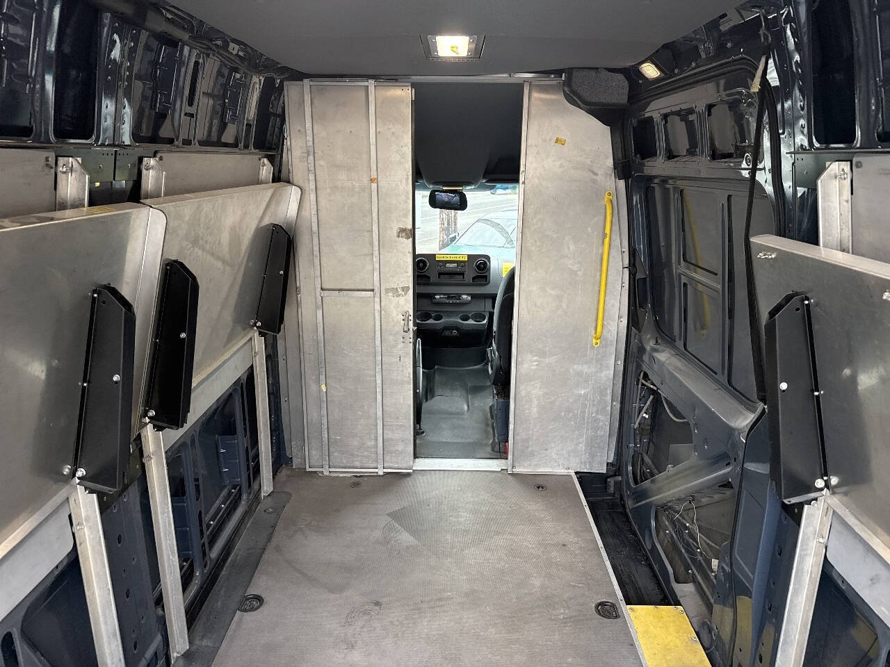 Used 2019 Mercedes-Benz Sprinter 144 image 7