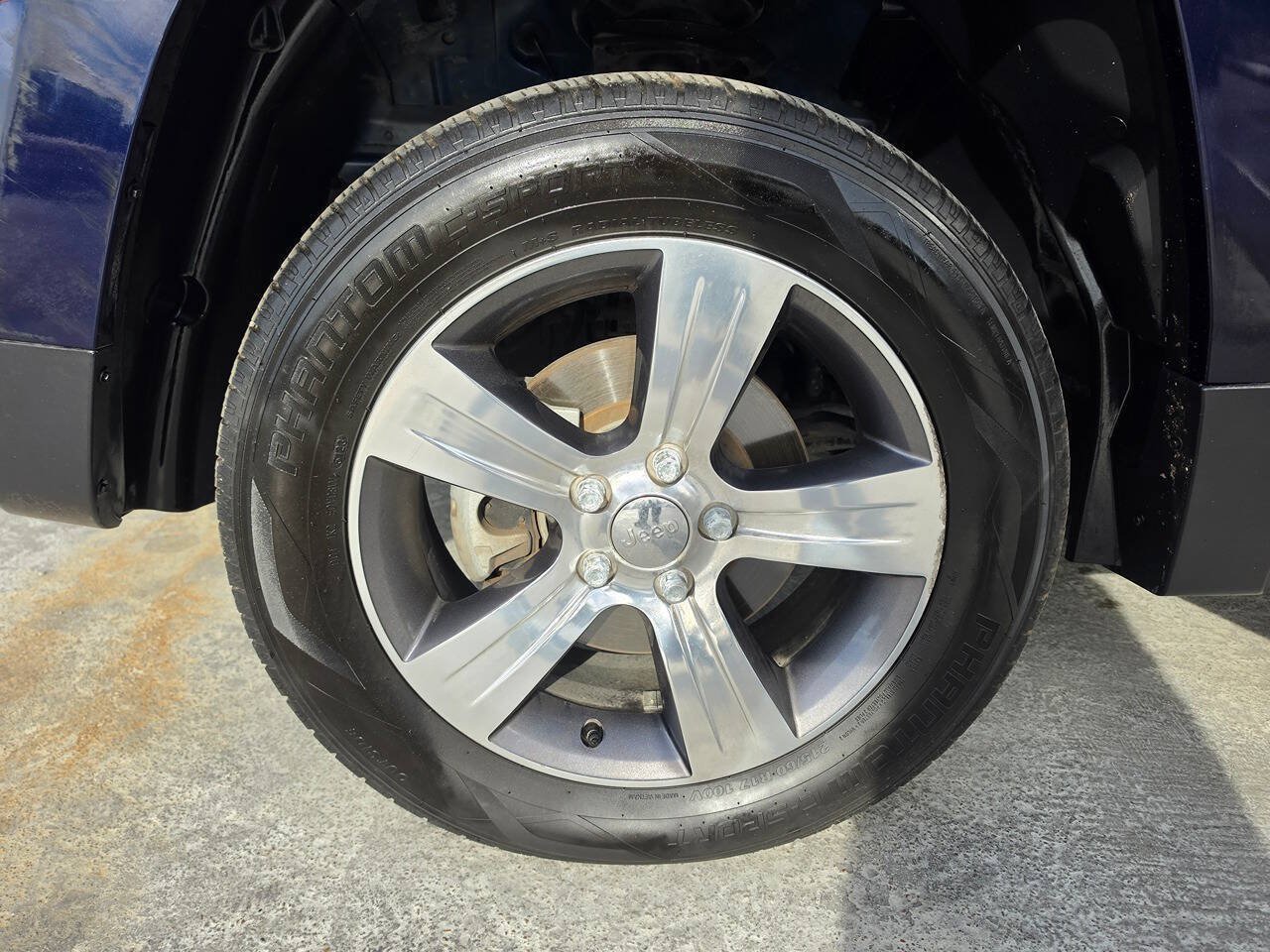 Used 2016 Jeep Patriot High Altitude FWD image 44