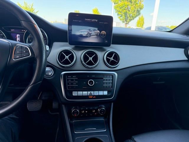 Used 2018 Mercedes-Benz CLA 250 image 14
