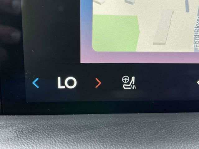 Used 2025 Lincoln Aviator AWD image 21