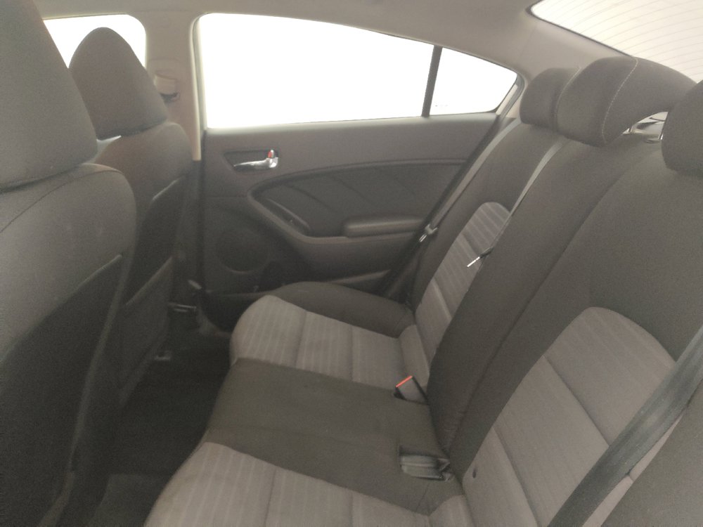 Used 2018 Kia Forte S FWD image 18