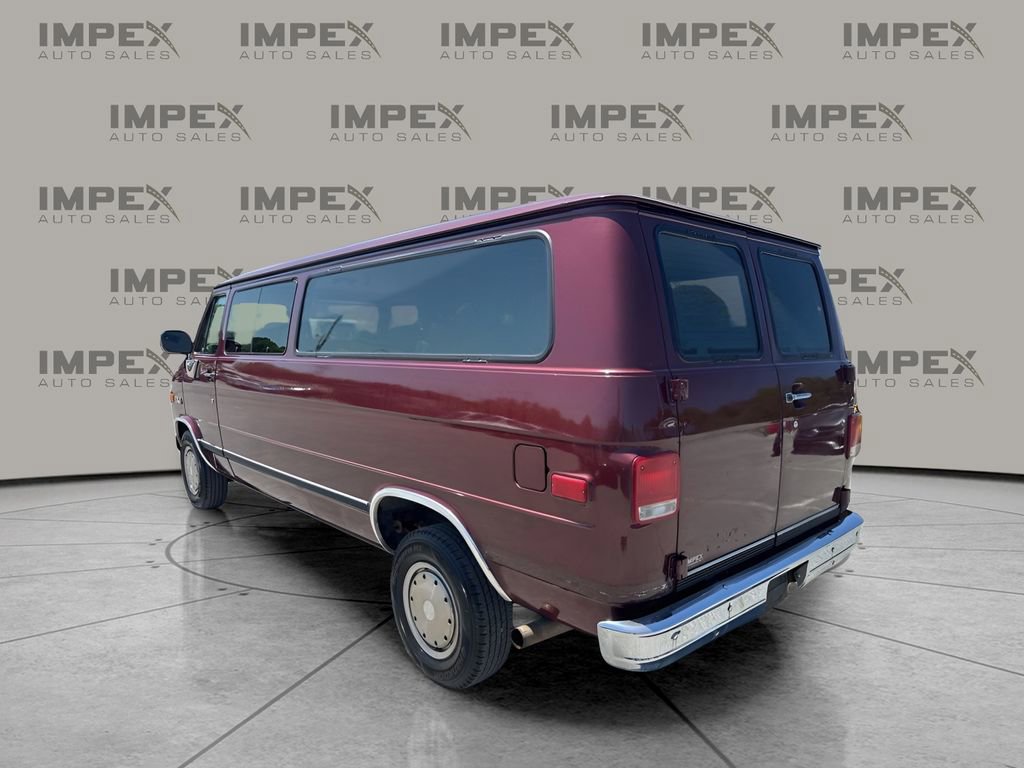 Used 1992 GMC G3500 Rally RWD image 3