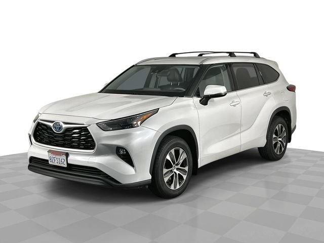 Used 2022 Toyota Highlander XLE