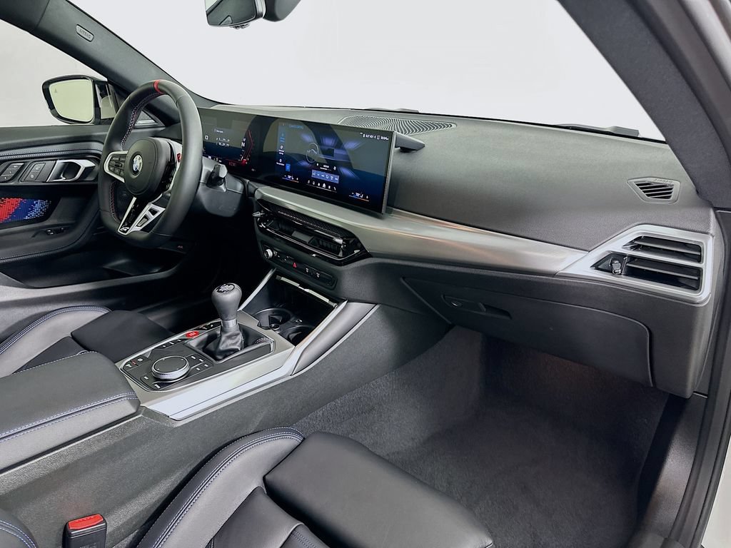 Used 2025 BMW M2 w/ Lighting Package RWD image 30