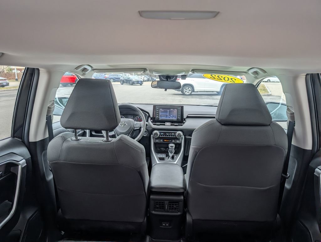 Used 2022 Toyota RAV4 XLE w/ Convenience Package image 14