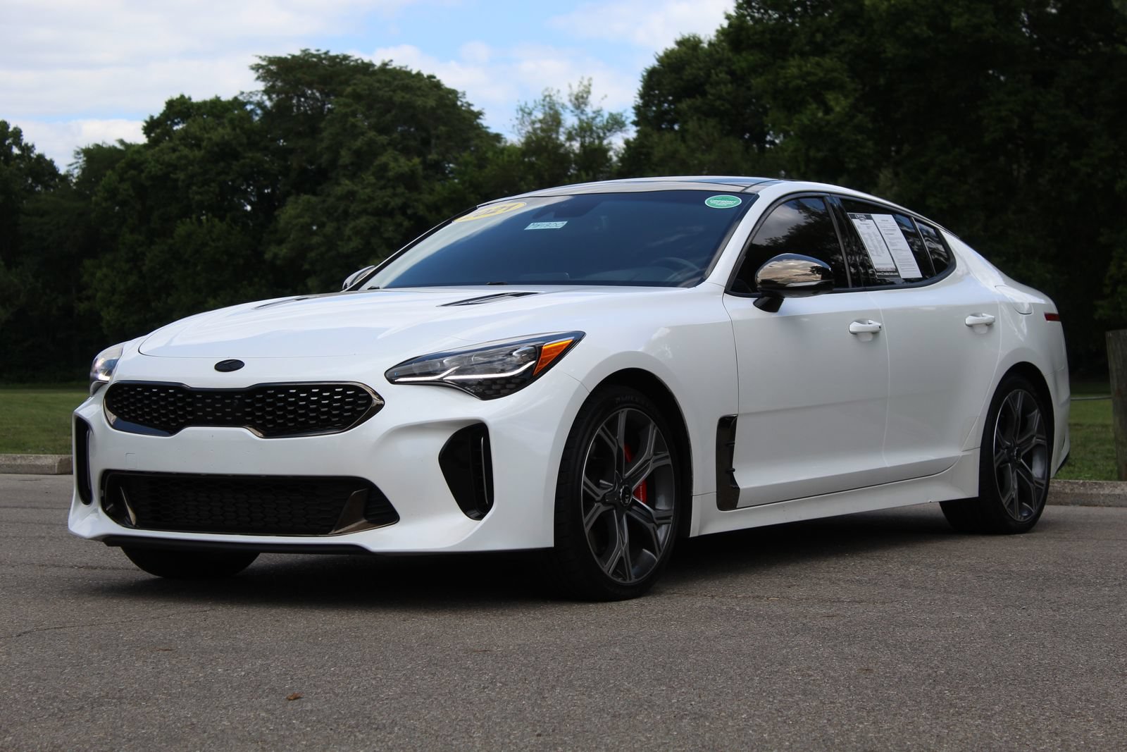 Used 2021 Kia Stinger GT2 RWD image 3