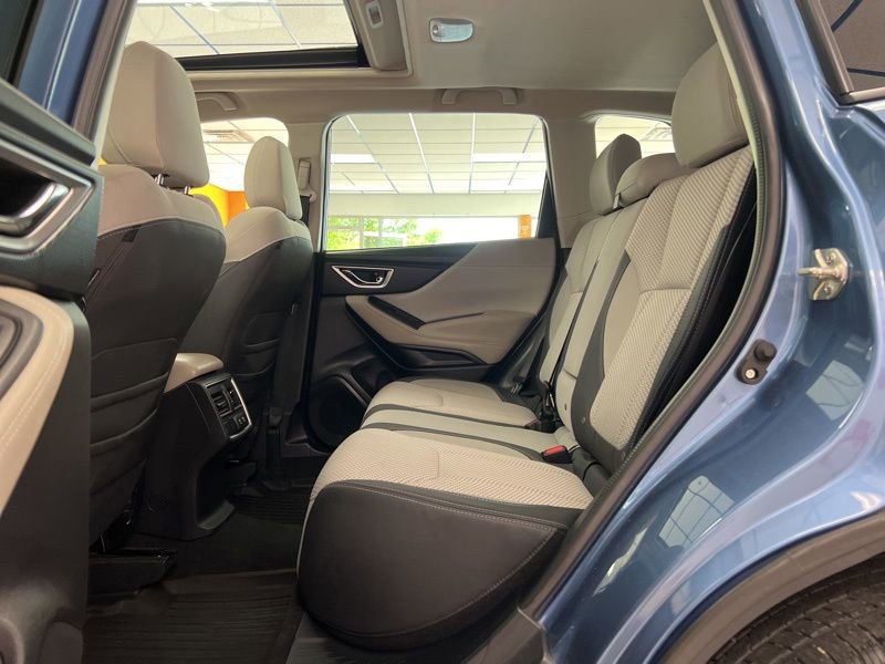Used 2021 Subaru Forester Premium AWD/4WD image 17