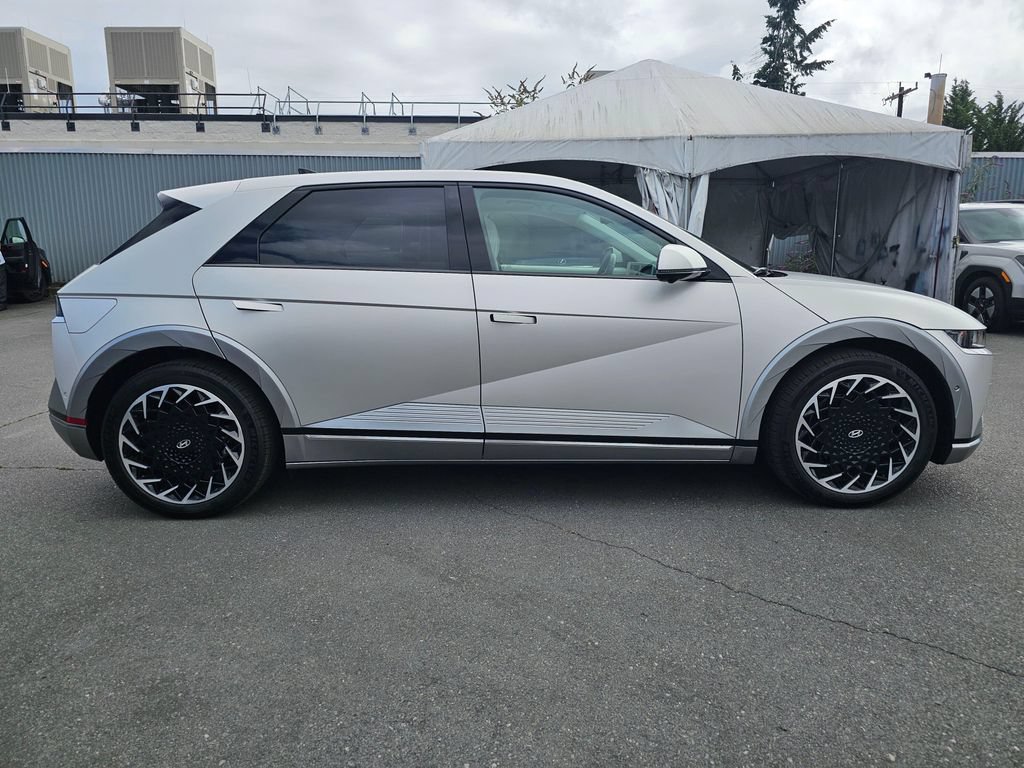 Used 2024 Hyundai Ioniq 5 Limited AWD/4WD image 8