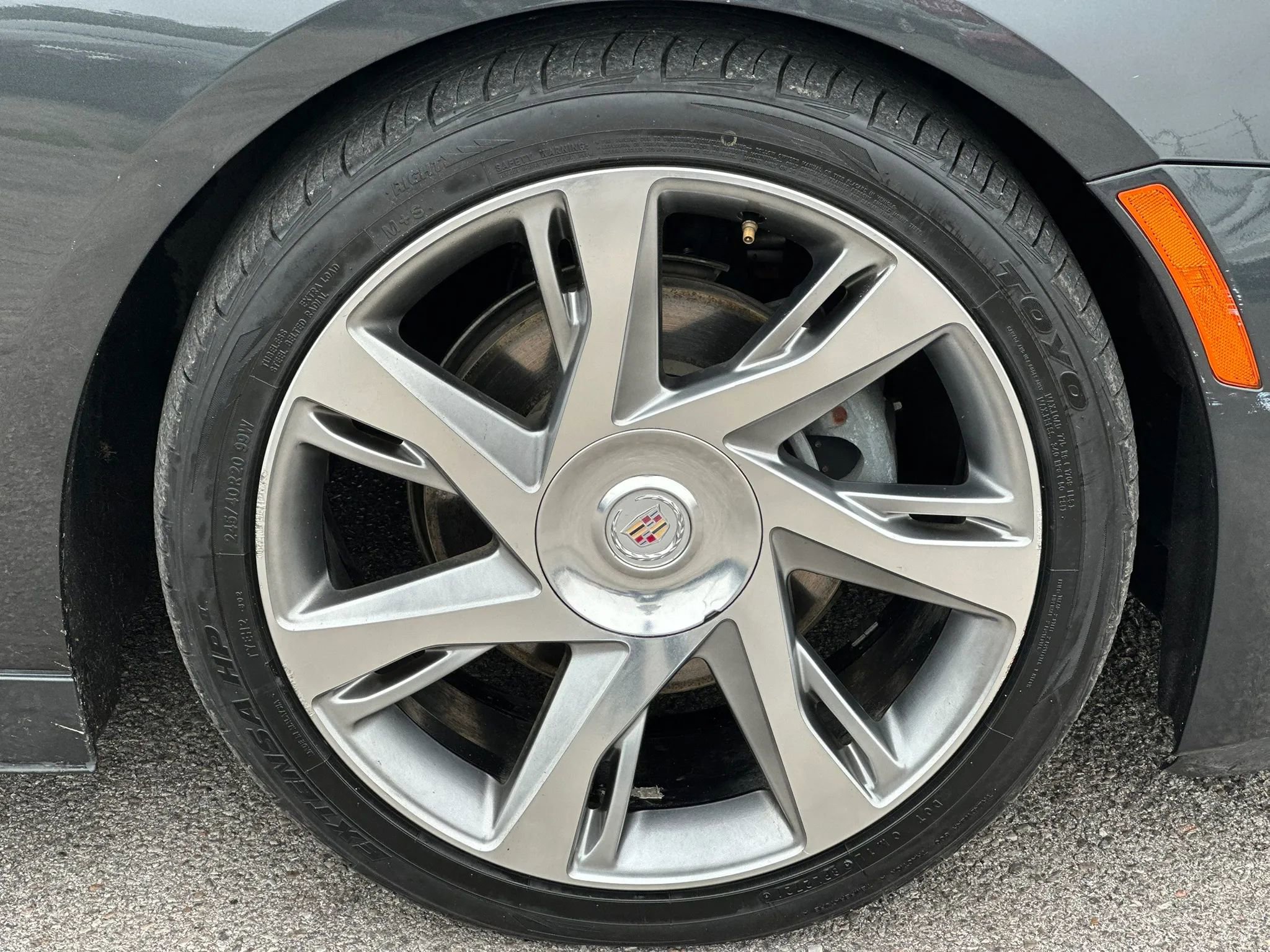 Used 2014 Cadillac ELR w/ Luxury Package FWD image 23