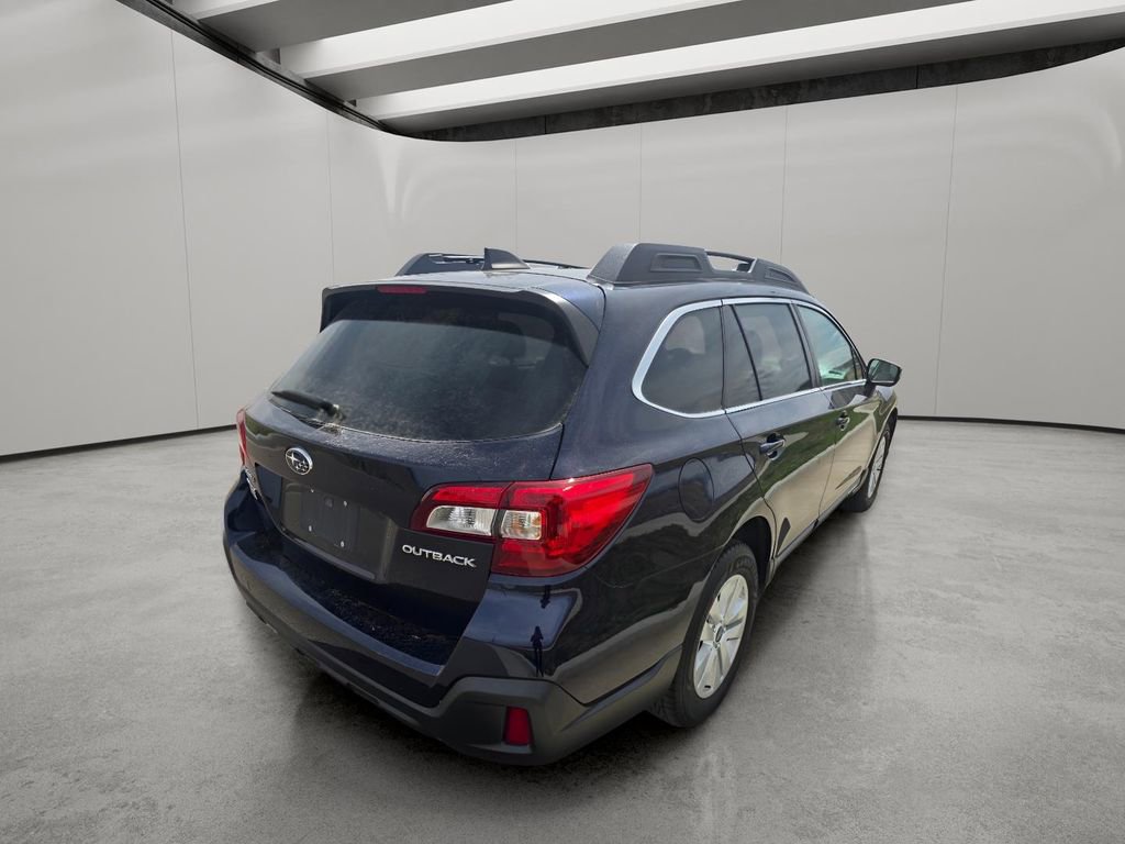 Used 2018 Subaru Outback 2.5i Premium image 5