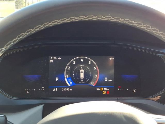 Used 2022 Volkswagen Taos SE w/ Panoramic Sunroof Package image 19