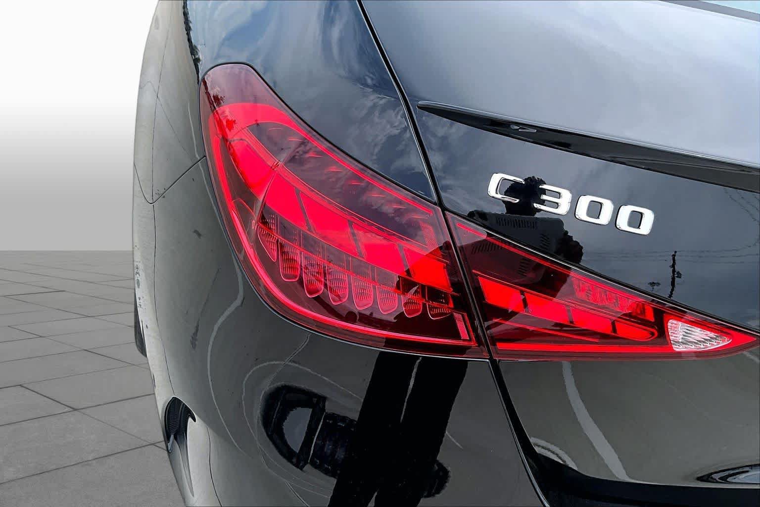 Used 2025 Mercedes-Benz C 300 4MATIC Sedan w/ AMG Line w/ Night Package image 25