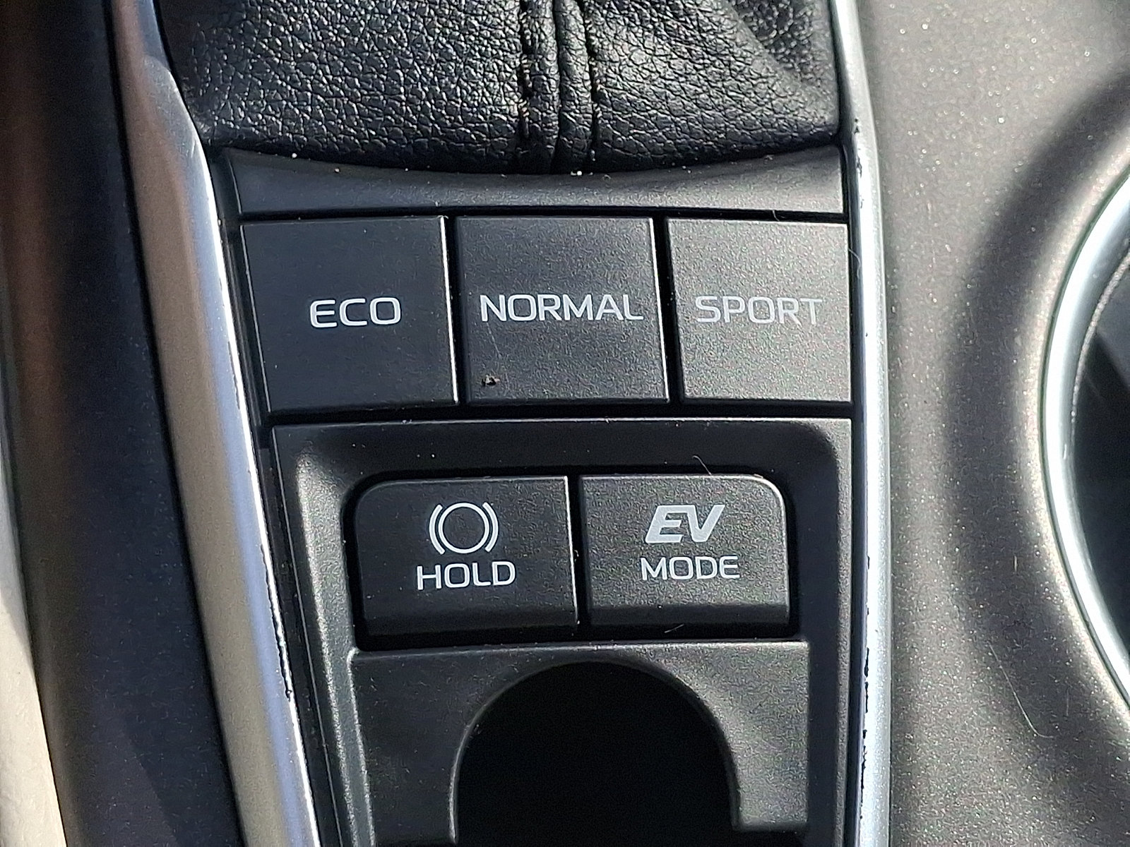 Used 2021 Toyota Camry LE FWD image 24