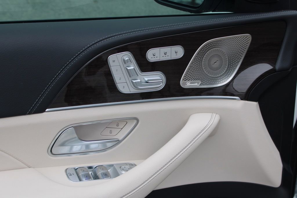 Used 2025 Mercedes-Benz GLE 580 4MATIC image 10