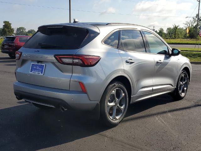 Certified 2023 Ford Escape ST-Line w/ Tech Pack #1 FWD image 4