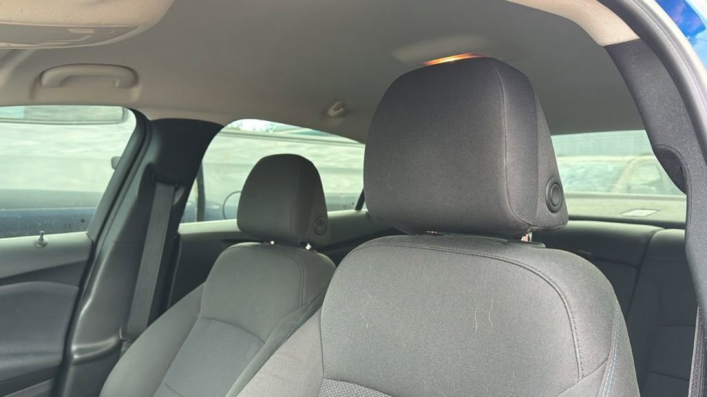 Used 2018 Chevrolet Cruze LT image 12