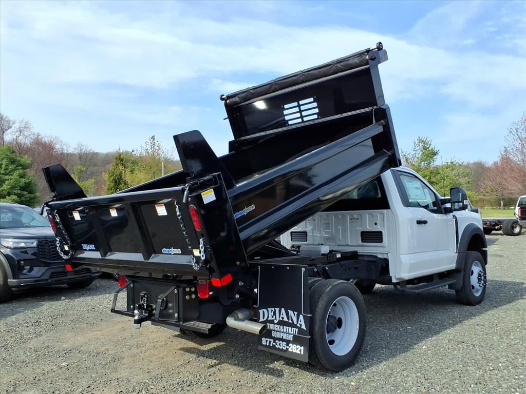 New 2025 Ford F550 4x4 Regular Cab Super Duty image 6
