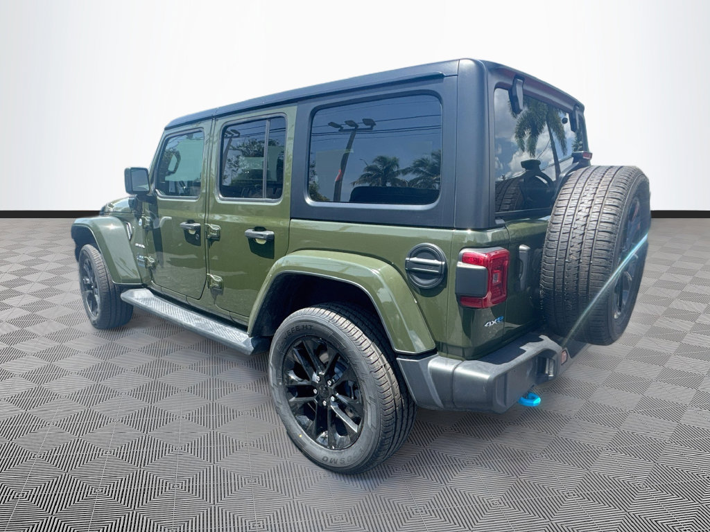 Certified 2023 Jeep Wrangler Unlimited Sahara w/ Cold Weather Group AWD/4WD image 8