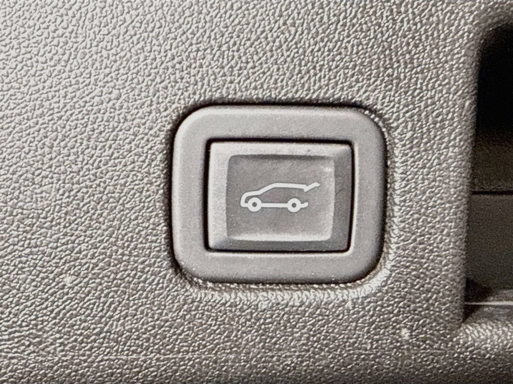 Used 2024 Chevrolet Equinox RS AWD/4WD image 30
