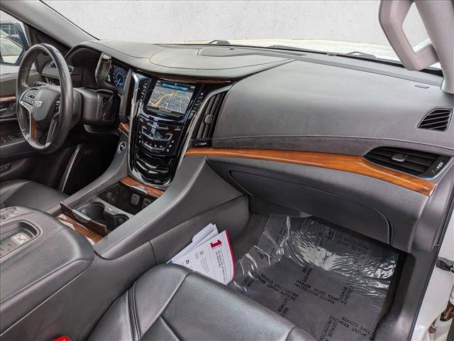 Used 2017 Cadillac Escalade ESV Premium Luxury image 24