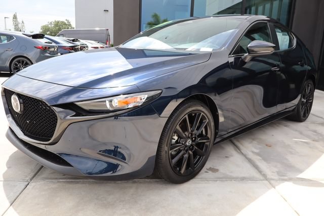 Used 2024 MAZDA MAZDA3 s FWD image 8