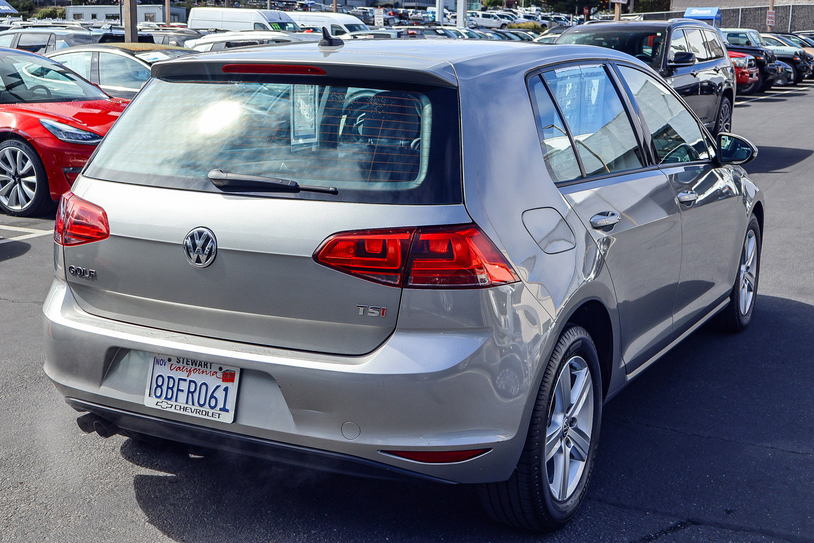 Used 2017 Volkswagen Golf S image 22