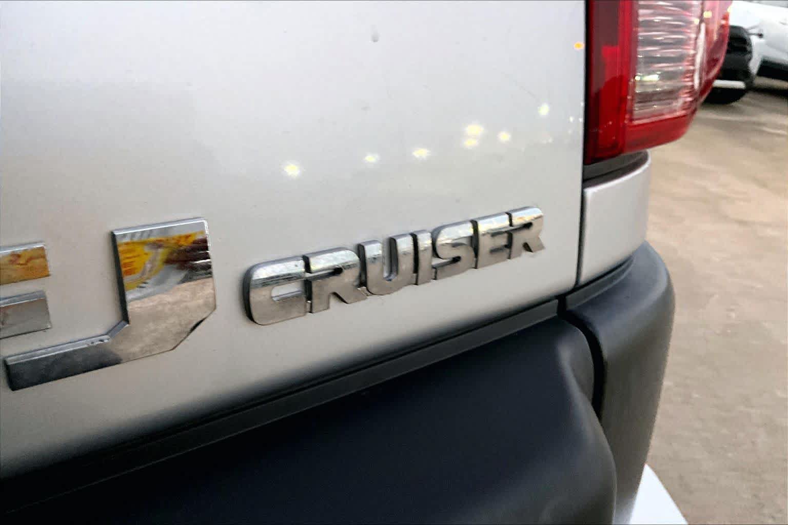 Used 2008 Toyota FJ Cruiser 2WD w/ Upgrade Pkg 1 image 9